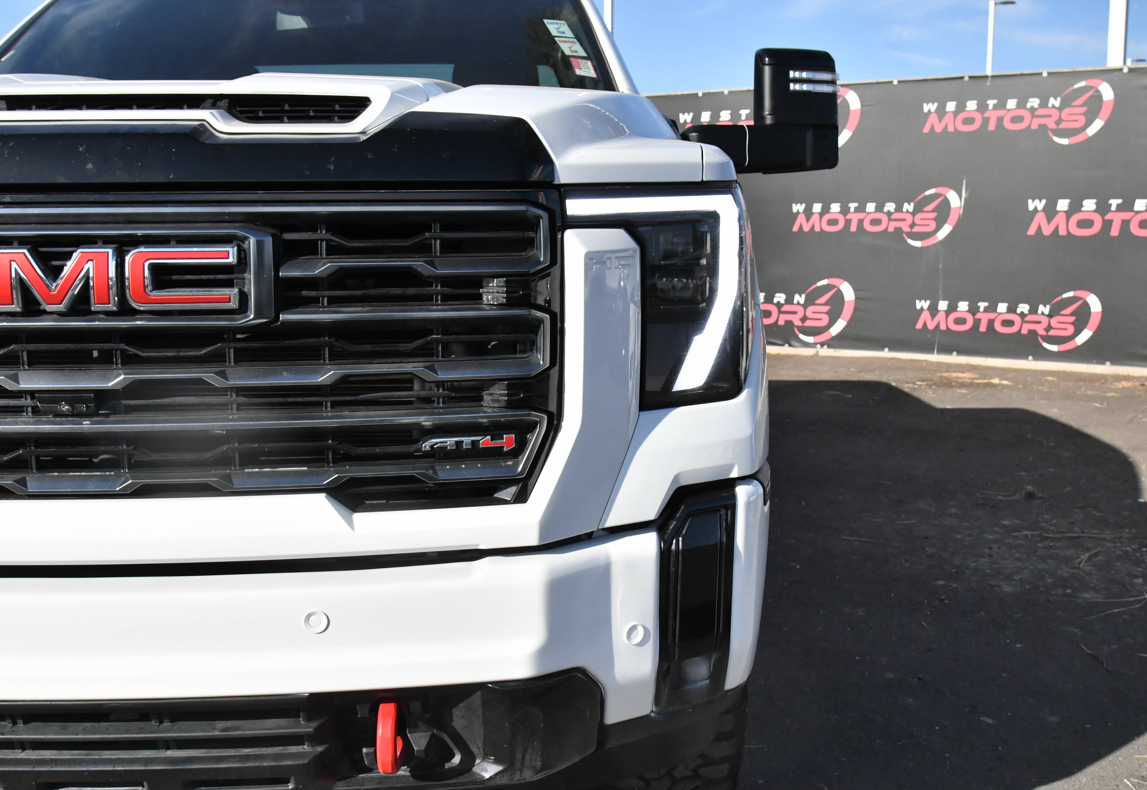 Used 2026 GMC Sierra 2500 AT4 AWD/4WD image 11
