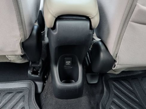 Used 2017 Honda HR-V EX image 14