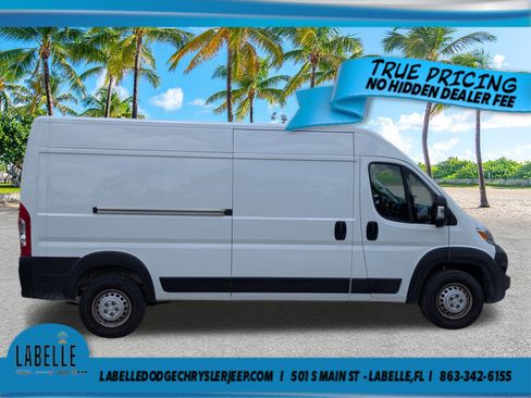 Used 2026 RAM ProMaster 2500 w/ Convenience Group FWD image 3