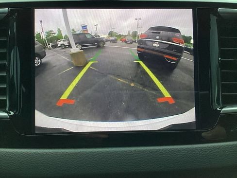 Used 2018 Chrysler Pacifica Touring-L Plus w/ S Appearance Package FWD image 22