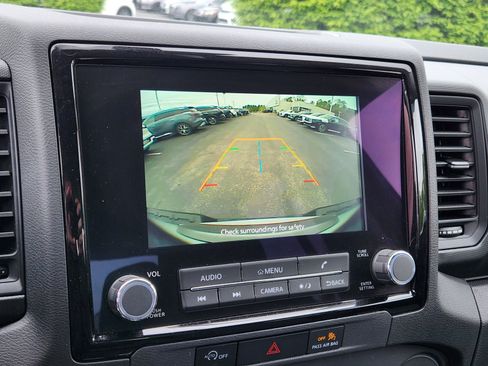 Used 2024 Nissan Frontier S AWD/4WD image 21