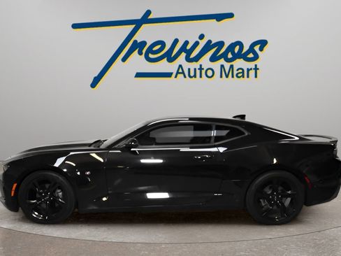 Used 2020 Chevrolet Camaro LT w/ RS Package RWD image 11