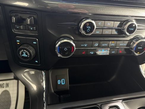 Used 2022 Ford F150 XLT w/ Equipment Group 302A High AWD/4WD image 27