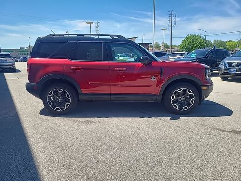 Used 2025 Ford Bronco Sport Outer Banks w/ Outer Banks Tech Package+ AWD/4WD image 8