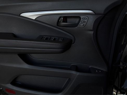 Used 2023 Honda Passport TrailSport image 19