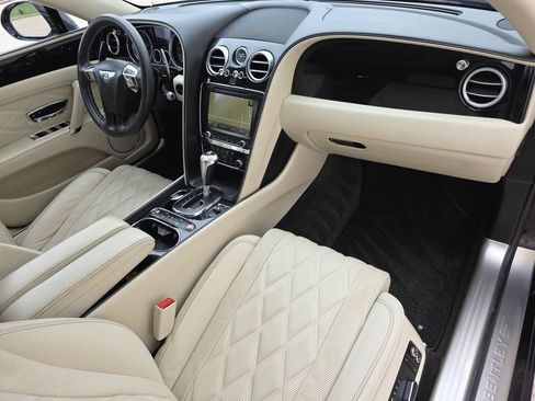 Used 2016 Bentley Flying Spur V8 AWD/4WD image 21
