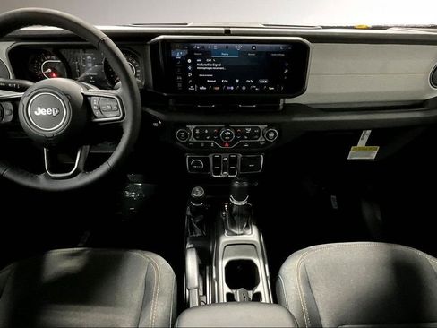 New 2026 Jeep Gladiator Sport AWD/4WD image 5