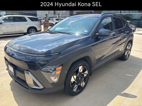 Certified 2024 Hyundai Kona SEL w/ Convenience Package FWD image 1