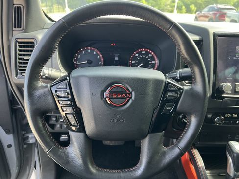 Used 2024 Nissan Frontier PRO-4X w/ Off-Road Protection Package AWD/4WD image 11