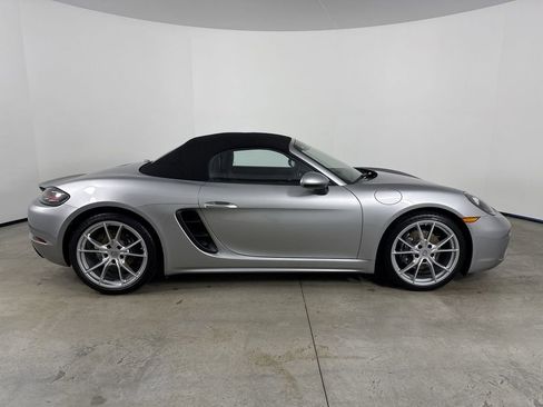 Certified 2018 Porsche 718 Boxster RWD image 8