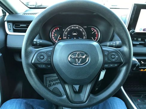 Used 2023 Toyota RAV4 LE image 9