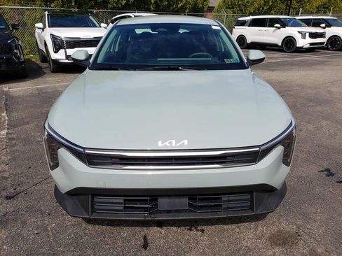 New 2026 Kia K4 FWD image 2