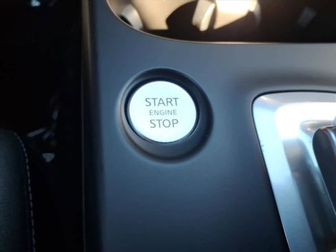 Certified 2023 INFINITI QX50 Luxe image 25