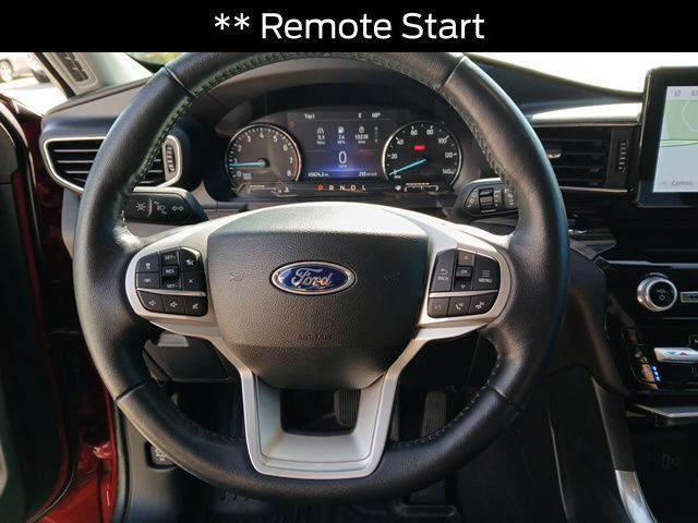 Used 2023 Ford Explorer Limited w/ Equipment Group 301A AWD/4WD image 8