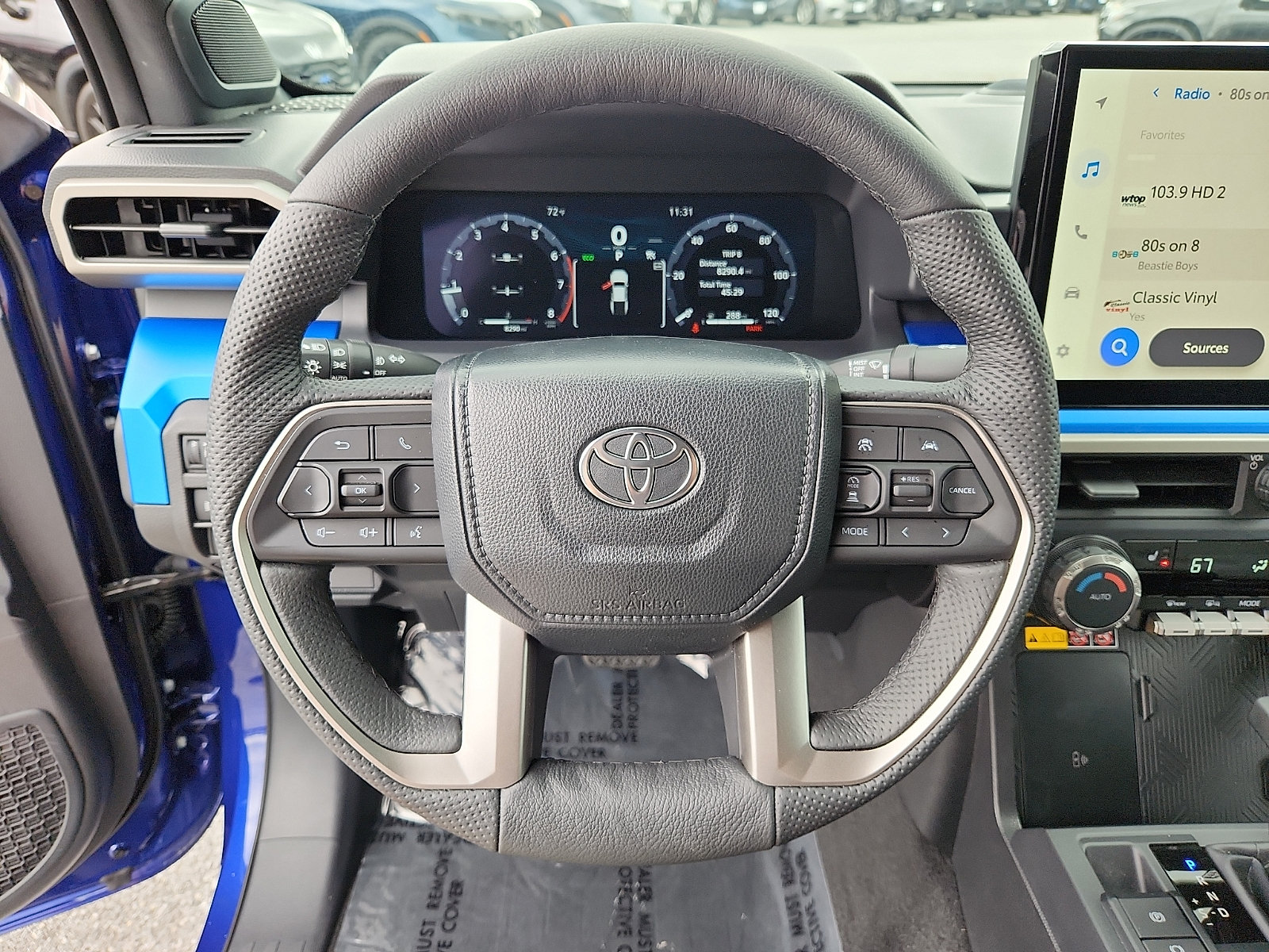 Used 2024 Toyota Tacoma TRD Off-Road AWD/4WD image 18