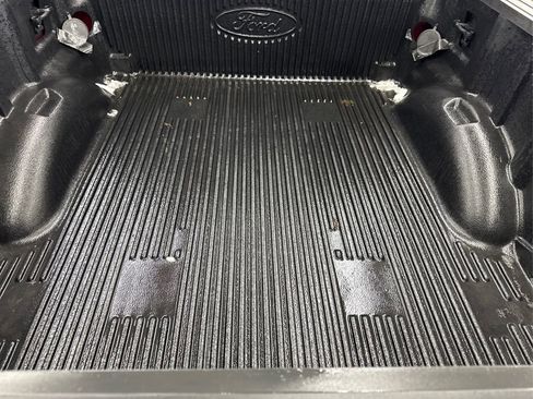 Used 2019 Ford F150 Platinum w/ Equipment Group 701A Luxury image 13