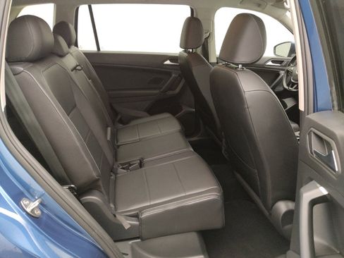 Used 2019 Volkswagen Tiguan SEL R-Line image 19