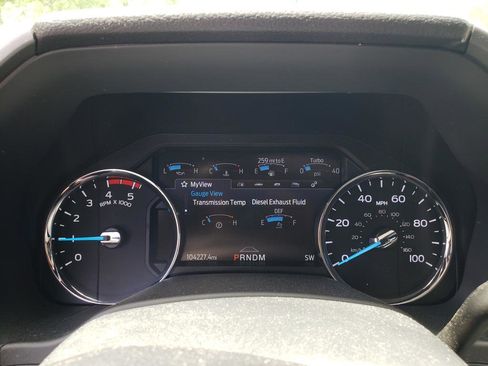 Used 2022 Ford F350 Platinum AWD/4WD image 15