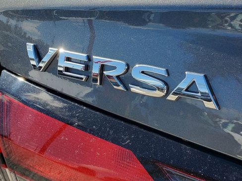 Used 2025 Nissan Versa S w/ Trunk Package image 10