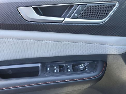 New 2026 Volkswagen Atlas Peak Edition image 13