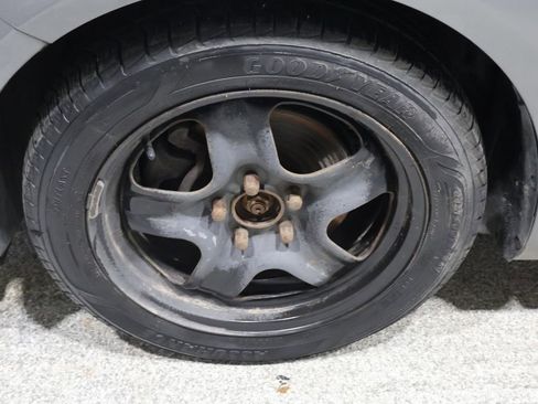 Used 2011 Ford Fusion SE image 8