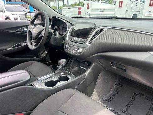 Used 2024 Chevrolet Malibu LT FWD image 33