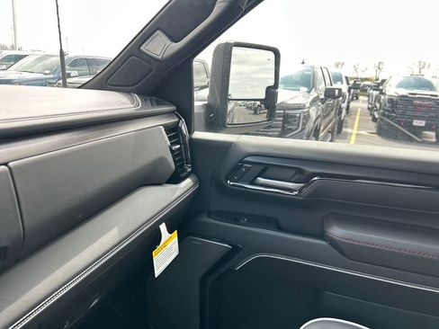 New 2026 GMC Sierra 2500 AT4X AWD/4WD image 29