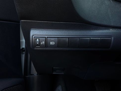 Used 2024 Toyota Corolla SE FWD image 22