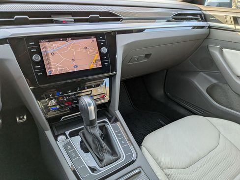 Used 2023 Volkswagen Arteon SEL Premium image 22