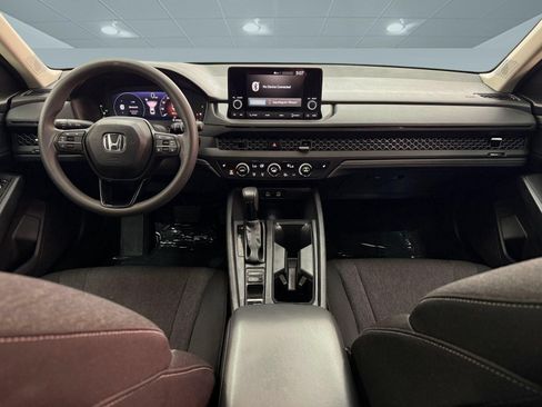 Used 2025 Honda Accord SE image 12