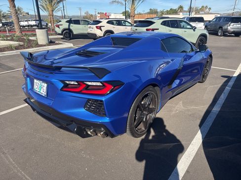 Used 2022 Chevrolet Corvette Stingray Convertible w/ Z51 Performance Package image 4