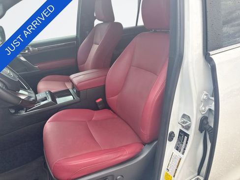 Used 2023 Lexus GX 460 Premium w/ Premium Plus Package AWD/4WD image 11