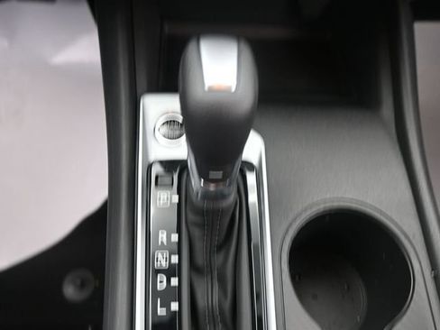 Used 2025 Nissan Altima 2.5 S FWD image 16