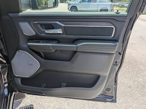 Used 2025 RAM 1500 Laramie w/ Night Edition AWD/4WD image 33
