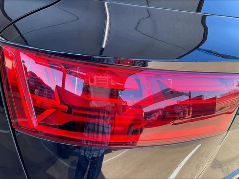 Used 2018 Audi Q7 2.0T Premium Plus w/ Premium Plus Package image 29