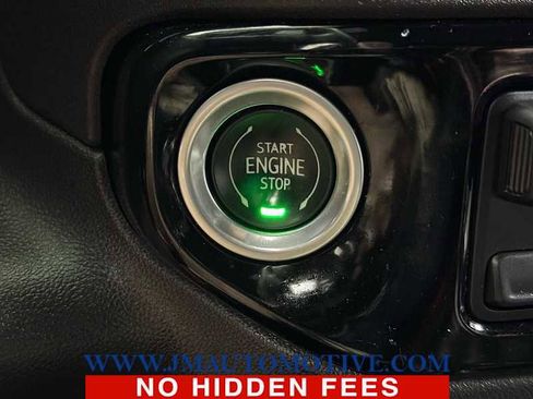 Used 2022 Chevrolet Silverado 1500 ZR2 image 44