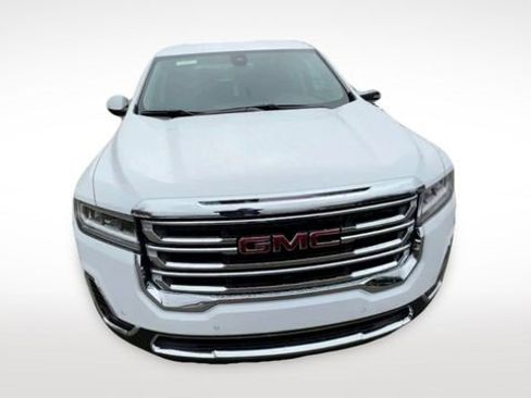 Certified 2023 GMC Acadia SLE image 3