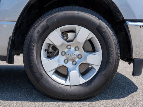 Used 2023 RAM 1500 Big Horn AWD/4WD image 34