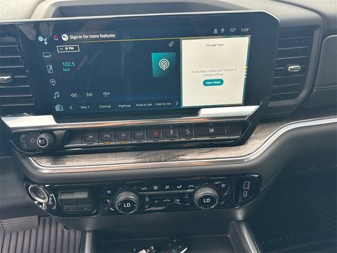 Used 2025 Chevrolet Silverado 1500 LTZ w/ Z71 Off-Road Package image 30