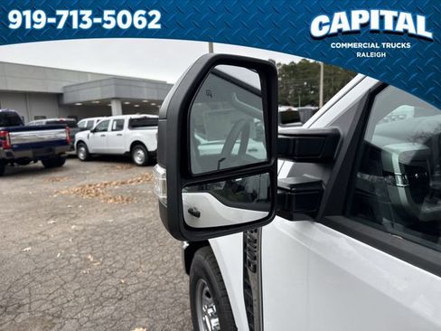 New 2026 Ford F250 XL w/ XL Chrome Package image 12