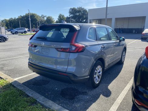 Used 2024 Honda CR-V LX image 8