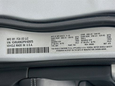 Used 2023 Jeep Grand Cherokee L Limited w/ Luxury Tech Group II image 12