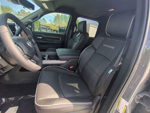 New 2026 RAM 3500 Laramie AWD/4WD image 22