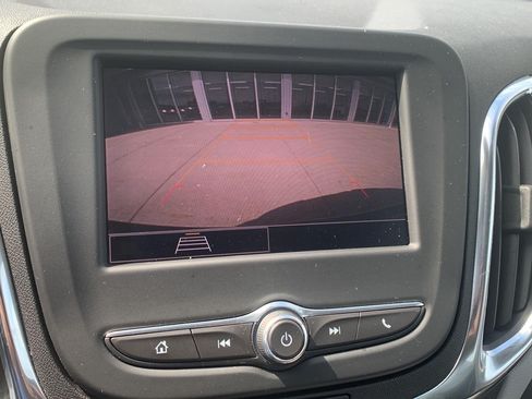 Certified 2024 Chevrolet Equinox LS FWD image 18