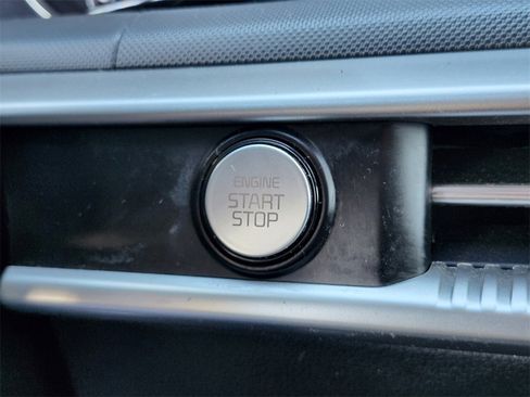 Used 2022 Kia K5 GT-Line image 21
