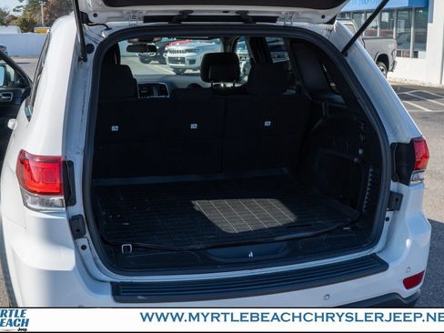 Certified 2020 Jeep Grand Cherokee Laredo image 27