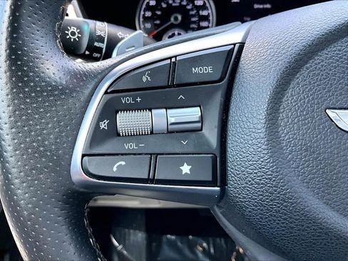 Used 2023 Genesis G70 2.0T AWD/4WD image 20