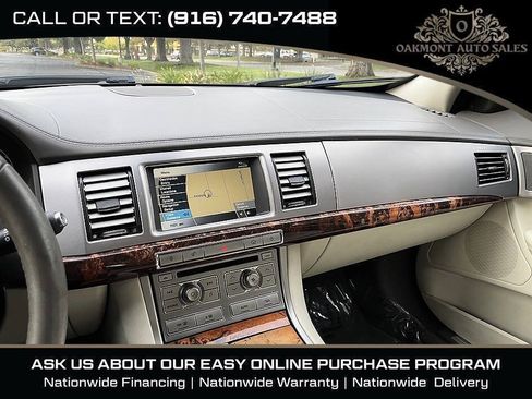 Used 2010 Jaguar XF Premium RWD image 20