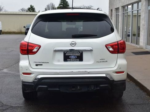 Used 2017 Nissan Pathfinder Platinum w/ Family Entertainment Package image 9