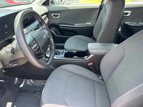 Used 2025 Kia K4 FWD image 11